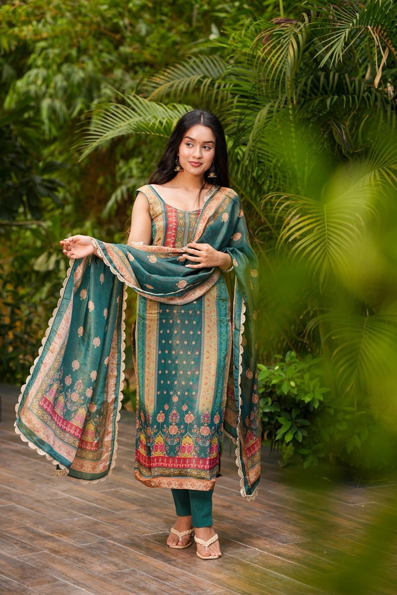Tealya Cosmos Kurta Set
